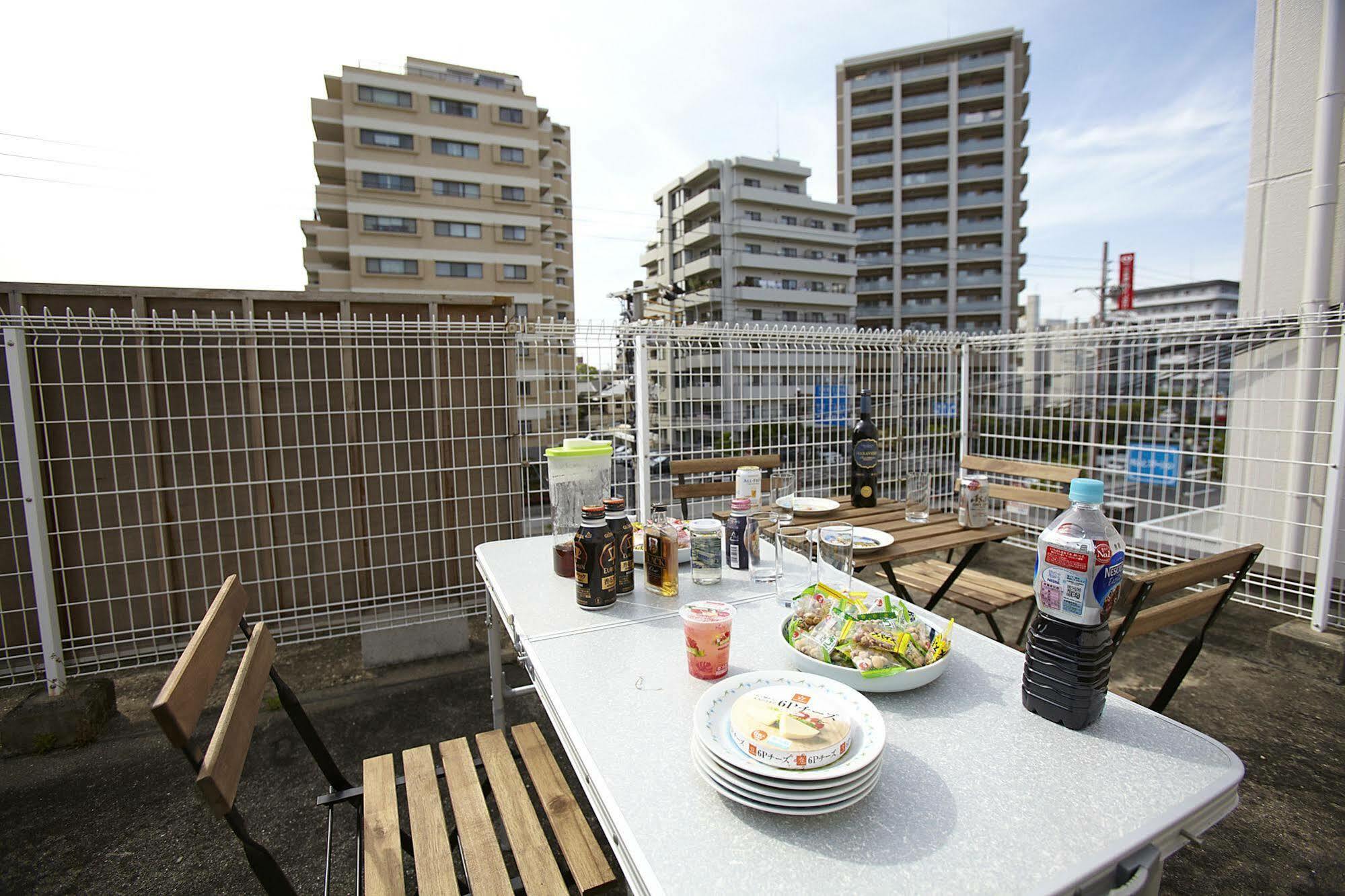 Bonfire Hostel Osaka Zewnętrze zdjęcie